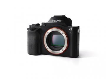 Sony Alpha 7KB Systemkamera (24,3 Megapixel, 7,6 cm (3 Zoll) Display, BIONZ X, 2,3 Megapixel OLED Sucher, NFC) inkl. SEL 28-70mm schwarz - 10